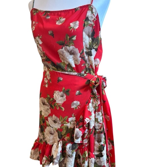 Free People Intimately Floral Wrap Dress Spaghetti Straps Ruffle Hem Mini Size m - Picture 5 of 12